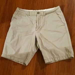 Old Navy Slim Fit Light Khaki Shorts - Size 34